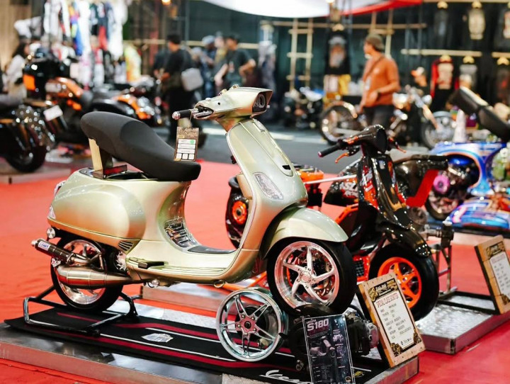Lini Pelumas Skutik hingga Motor 2-Tak di Indonesian Custom Show 2026