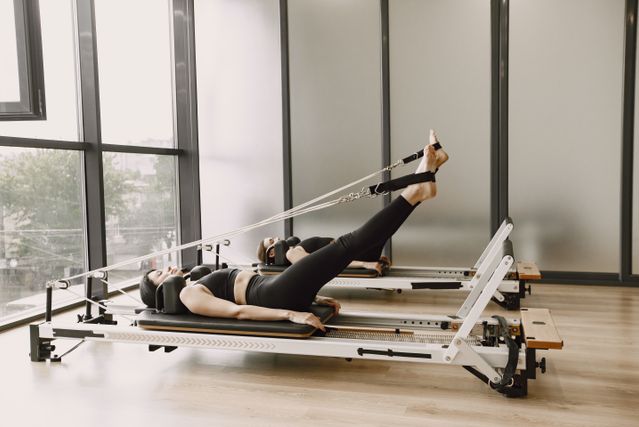 7 Jenis Pilates dan Manfaatnya, Mana yang Cocok untuk Pemula?