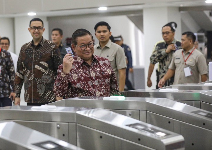 ​Pramono Anung Tinjau Persiapan Operasional LRT Jakarta Kelapa Gading-Manggarai