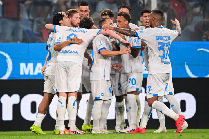Manna Pastikan Napoli Berhenti Belanja