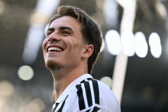 Juventus Pagari Yildiz dari Godaan Arsenal