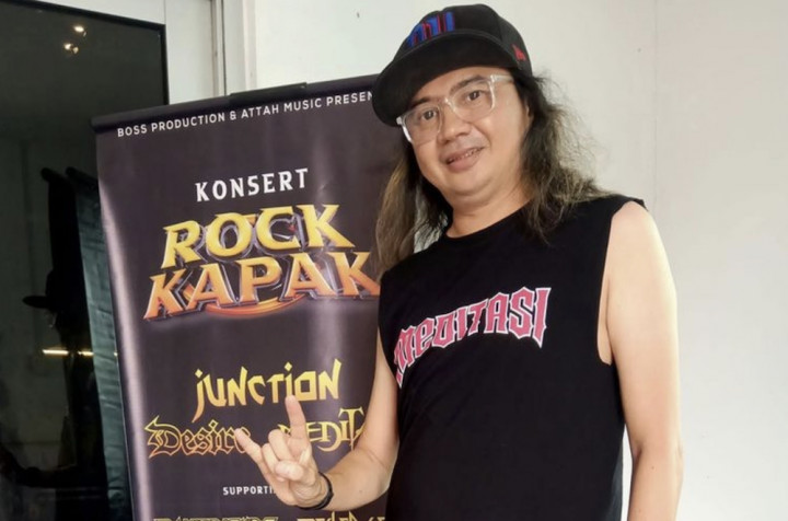 Tragis, Drummer Band Rock Malaysia Ini Meninggal Saat Konser