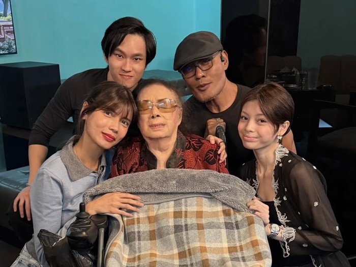 Ibunda Deddy Corbuzier Meninggal Dunia