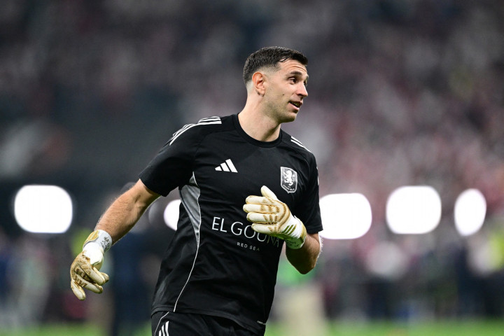 Chelsea Buka Peluang Datangkan Emiliano Martinez dari Aston Villa
