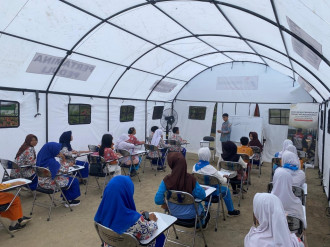 Sekolah Kebakaran, Siswa SMPN 19 Bengkulu Tetap Semangat Belajar
