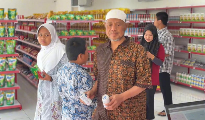 ​Pelaku UMKM Manfaatkan Kehadiran Kopdes Merah Putih Cakung Timur