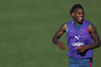 Galatasaray Sepakati Transfer Rafael Leao dari AC Milan Senilai