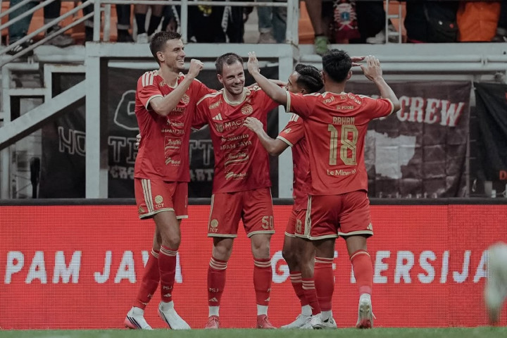 Persija Bantai Brisbane Roar 4-0, Jeremejeff Cetak Brace di JIS