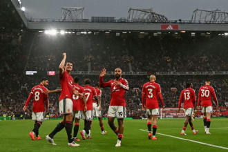 Michael Carrick Ungkap Rahasia Comeback Manchester United atas