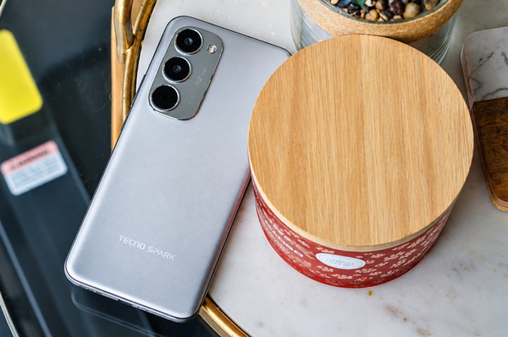 HP AMOLED Layar Besar Murah 2026, Ada yang 144Hz Mulai Rp2 Jutaan