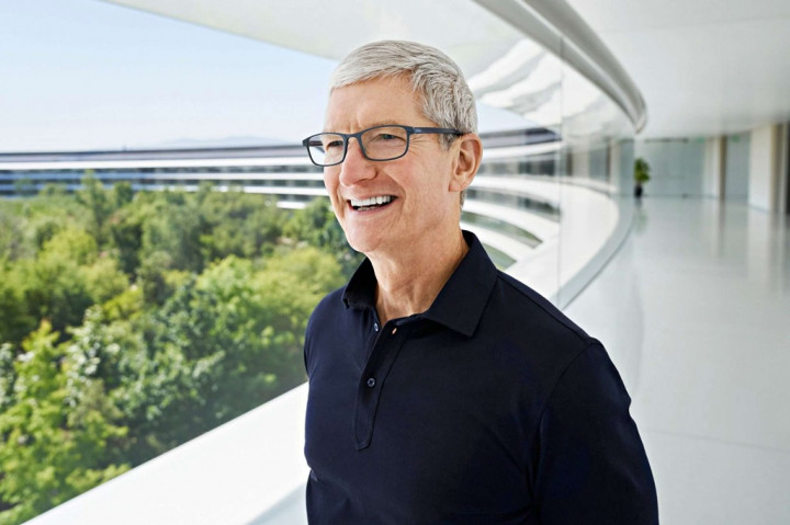 Tim Cook Tulis Pesan Perpisahan di Hari Terakhir sebagai CEO Apple