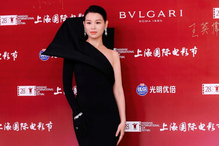 Aktris Hong Kong Ini Pernah Muntah Usai Syuting Adegan Ciuman, Siapa Lawan Mainnya?
