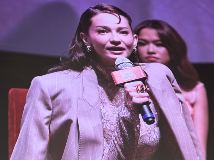 Enzy Storia Kenang Perjuangan Awal Karier: Dari Penari Api hingga Jadi Vampir