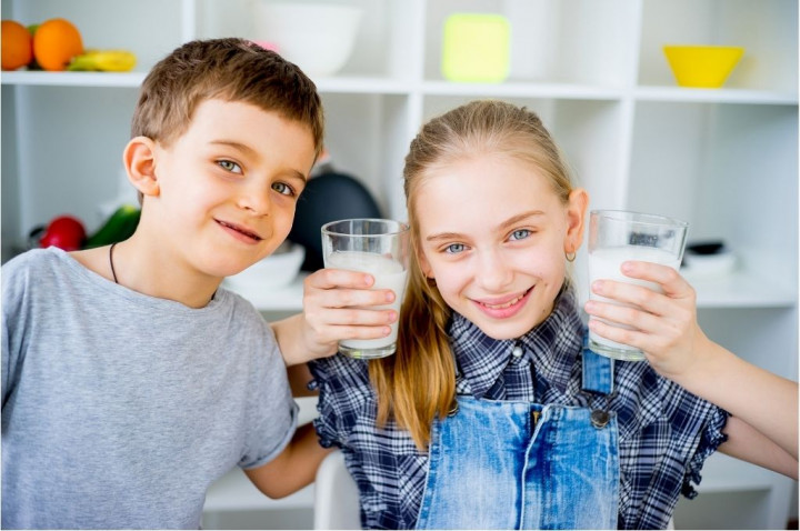 Anak Enggan Minum Susu Plain, Solusinya Apa?
