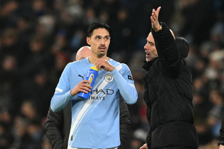 Tijjani Reijnders Disemprot Guardiola, Momen Panas di Ruang Ganti Terungkap
