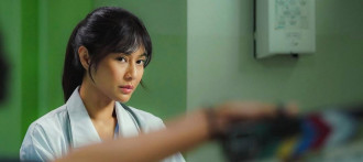 Dian Sastro dan Reza Rahadian Memukau di Descendants of the Sun
