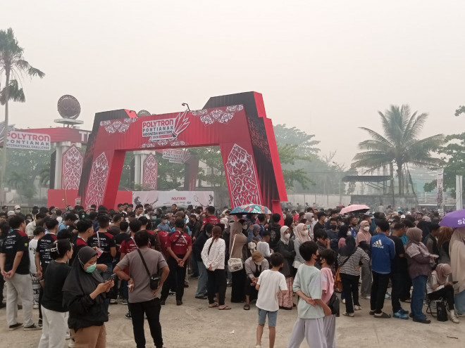 Antrean tiket Pontianak Indonesia Masters 2026. (Foto: Zam/Medcom.id)