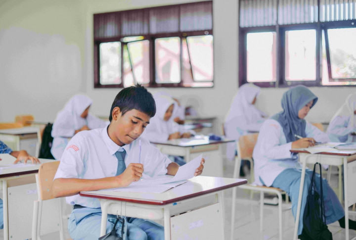 Banten Berlakukan PJJ SMA-SMK Imbas Sebaran Abu Vulkanik Anak Krakatau
