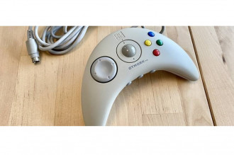 Apple Dikabarkan Garap Dua Game Controller