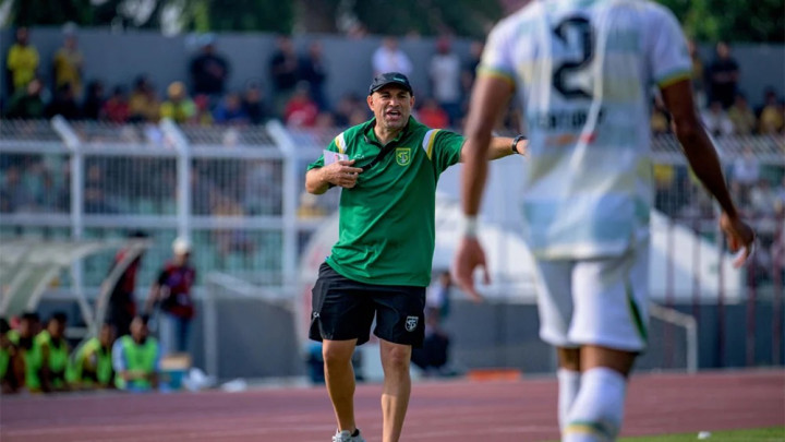 Imbang Lawan Bhayangkara, Tavares Soroti Kegagalan Persebaya Jaga Keunggulan di Laga Perdana
