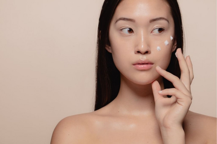 Kerja 11x Lebih Cepat Dari Retinol! Ini 4 Rekomendasi Serum Retinal Lokal
