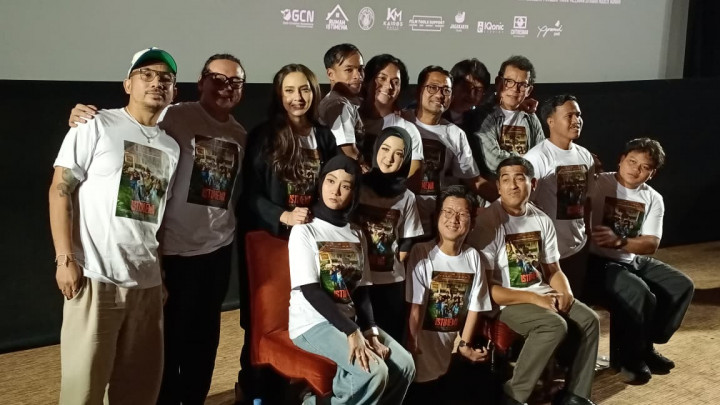Sutradara Tak Berhenti Menangis saat Syuting Film Istimewa