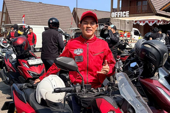 Mantan Rival Rossi, Ahmad Jayadi, Girang Touring Bareng Jurnalis Otomotif