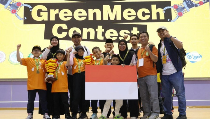 Baru Belajar Coding Setahun, Siswa SD Semarang Ini Sabet Juara di World Greenmech 2026