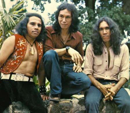 Vinyl Album Band Rock Legendaris Indonesia SAS Dirilis di Amerika