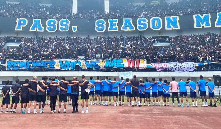 Ribuan Bobotoh Bakar Semangat Persib Jelang Duel Panas Kontra Persija