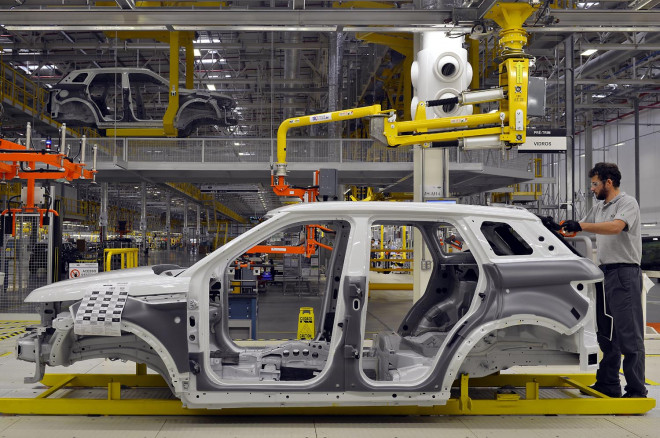 Pabrik Jaguar Land Rover di Brazil. JLR 