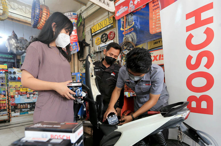 Biar Aman di Jalan, Pahami Penyebab Aki Motor Cepat Soak