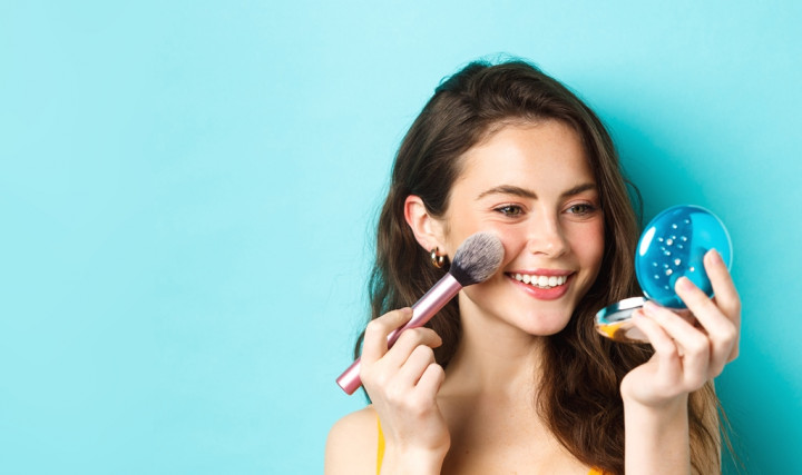 Gak Perlu Belasan Layer, Ini Urutan Basic Skincare Pemula Anti Ribet