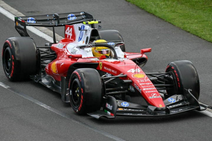 Kenapa Pembalap F1 Wajib Pakai 2 Komponen Ban Berbeda? Yuk, Cari Tahu!