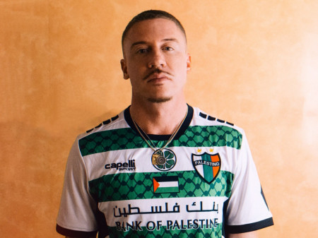 Dicoret dari Tur Ed Sheeran karena Serukan “Free Palestine”, Macklemore Didukung Kneecap hingga Hindia