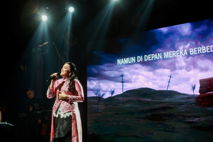 Ketika Badai Perasaan Amagra Menjelma Tujuh Lagu