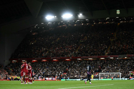 Liverpool Tekuk Tottenham 3-1, Roket Szoboszlai Kunci Kemenangan di Anfield