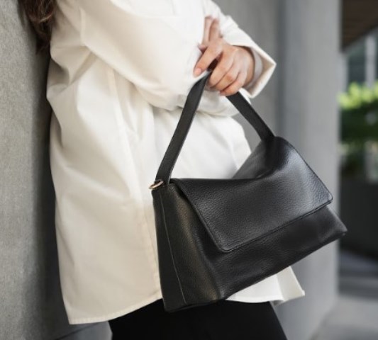Biar OOTD Makin Standout, Tas Kyra Urban Icon x Rounn Ini Wajib Masuk Wishlist