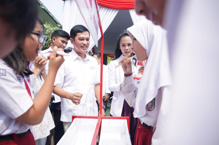 Kemenkes Spill Fakta: 4 dari 10 Bocil Giginya Bolong, Yuk Rajin ke Dokter Gigi