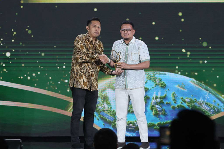 Indomobil eMotor Sprinto Diapresiasi Anugerah Ekonomi Hijau 2026