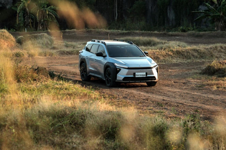 Toyota bZ4X Touring Punya Kemampuan Off-Road, Ini Teknologinya