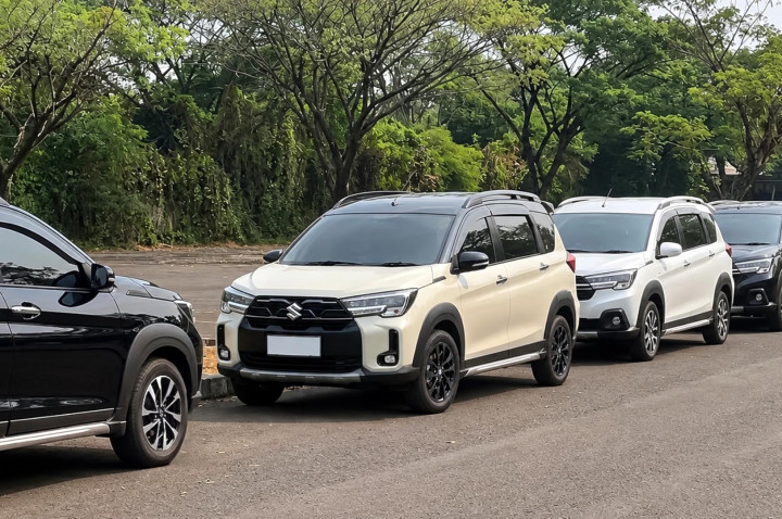 5 Langkah Parkir Mobil di Ruang Sempit, Manfaatkan Sensor dan Kamera