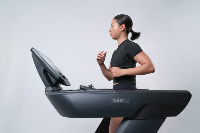   Pemeriksaan kesehatan jantung di treadmill butuh pengawasan medis, beda dengan gym. (Foto: Ilustrasi/Dok. Unsplash.com)