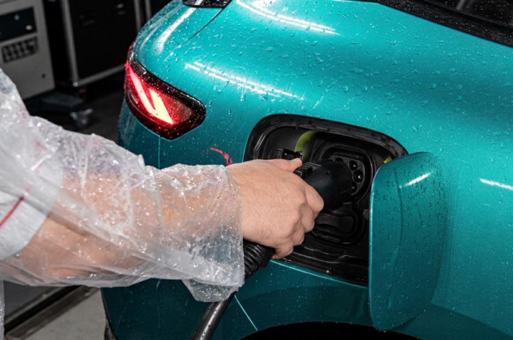 Syarat dan Cara Kredit Mobil Listrik