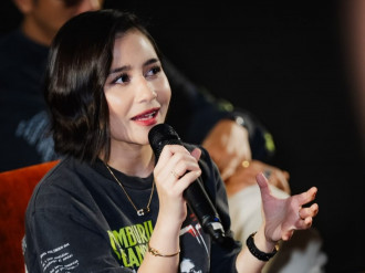 Prilly Latuconsina Ajak Masyarakat Berani Bersuara Lawan