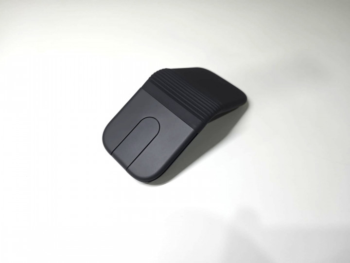 Logitech Mobi Fold, Mouse Lipat Super Minimalis Masa Depan