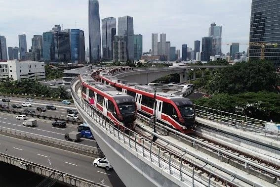 Bingung Saat Naik LRT ? Berikut Rute Lengkapnya