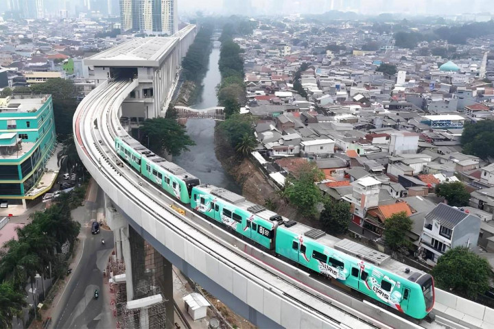 Jakarta Disebut Milik Indonesia, Ini Alasan Danantara Dilibatkan Bangun LRT