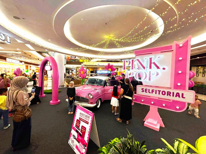 Mall Lagi Pink-Pinkan, Ada Fuggler, DJ, sampai Adu Gaya Anak
