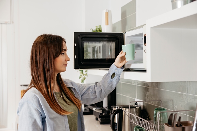 5 Rekomendasi Microwave Hemat Listrik Mulai 450 Watt